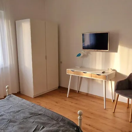 Garden House Apartamento *